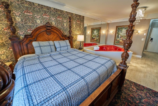 Hyannis Plaza Hotel image 2